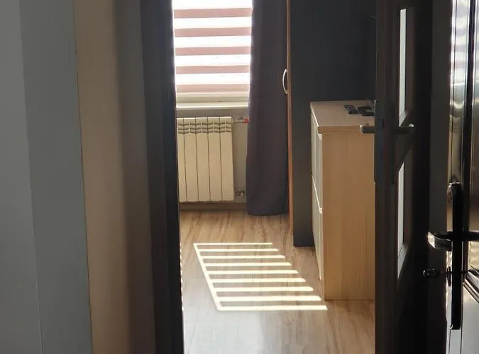 아파트 Sky Blue Loqus Studia I Apartmenty 프우크